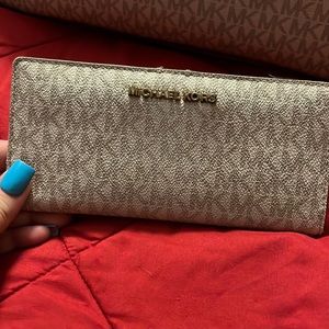 Michael kors purse and wallet
